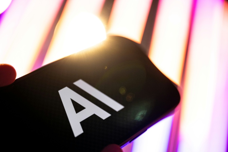 L'assistant d'intelligence artificielle d'Anthropic, Claude, collabore avec les équipes de recherche de l'entreprise