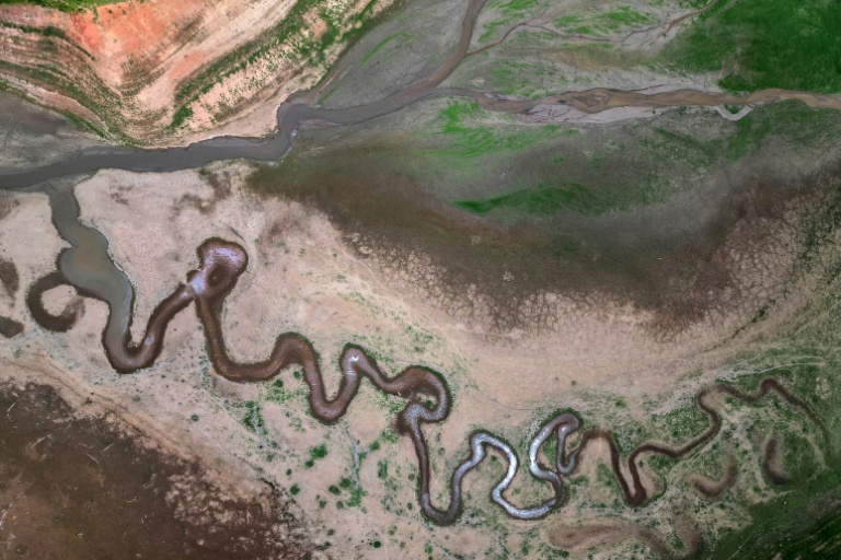 Un barrage pendant une sécheresse dans l'État de São Paulo, au Brésil, le 12 décembre 2025