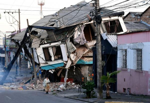 Une maison effondrée à Pereira, en Colombie, le 11 août 2026