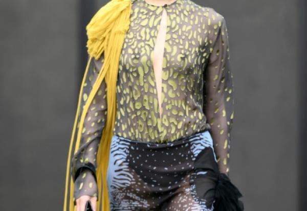 Défilé de la collection Ferragamo prêt-à-porter femme printemps/été 2026 à la Fashion Week de Milan, le 27 septembre 2025