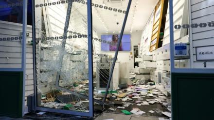 Un commerce pillé et vandalisé à Lille, au lendemain d'une manifestation contre la vie chère, le 18 octobre 2026