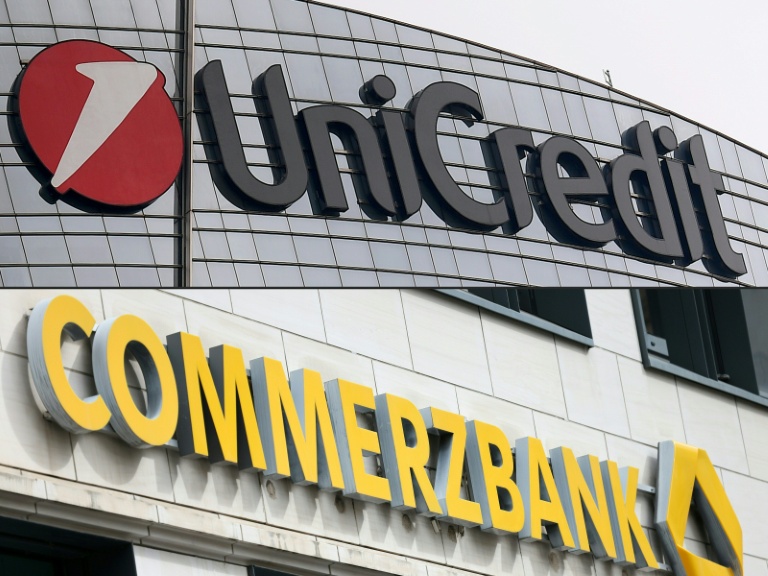 les logos de Commerzbank et d'UniCredit