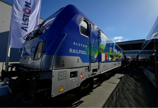Une locomotive Traxx Universal d'Alstom exposée au salon international InnoTrans, le 22 septembre 2026 à Berlin
