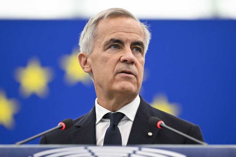 Le Premier ministre canadien Mark Carney dans l'hémicycle du Parlement européen à Strasbourg, dans l'est de la France, le 17 septembre 2026