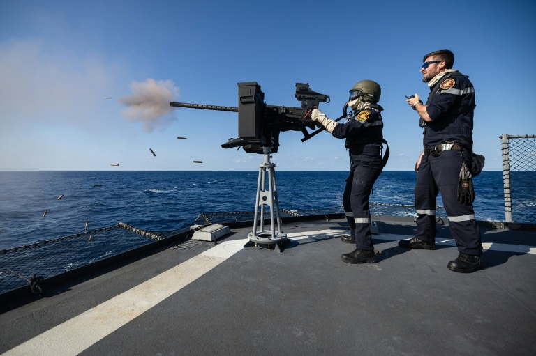 Des marins de la frégate française 