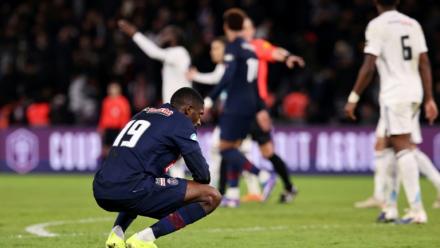 Le joueur du Paris SG Ousmane Dembélé la mine défaite, après l'élimination de son équipe par le Paris FC, dès les 16es de finale de la Coupe de France, le 12 janvier 2026, à Paris
