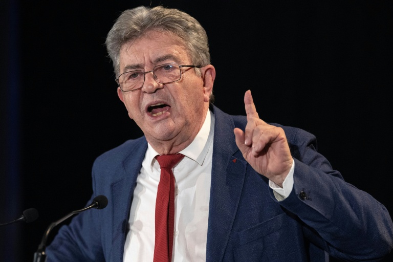 Le leader de LFI Jean-Luc Mélenchon le 14 juillet 2026 à Paimpont, en Ille-et-Vilaine 
