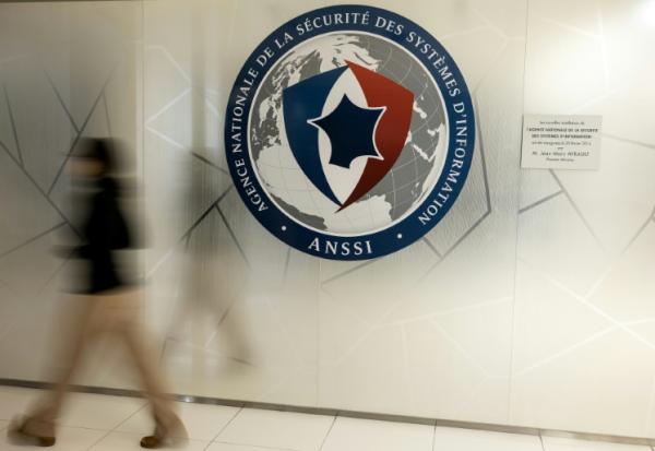 Sébastien Lecornu demande, le 19 août 2026, à l'Agence nationale de la sécurité des systèmes d'information (ANSSI) de constituer une "nouvelle unité cyber" pour offrir une "réponse opérationnelle plus réactive" aux cyberattaques qui visent la France