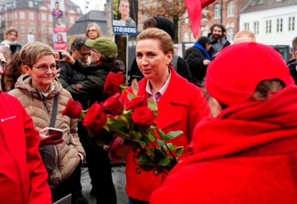 La Première ministre sociale-démocrate Mette Frederiksen à Aalborg, lors des élections législatives au Danemark, le 24 mars 2026