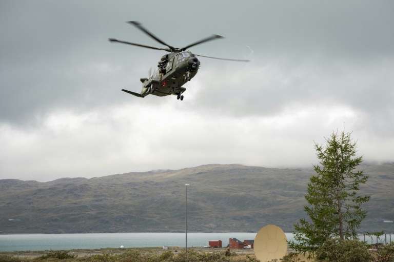 Un hélicoptère militaire danois lors d'exercices de l'Otan le 9 septembre au Groenland