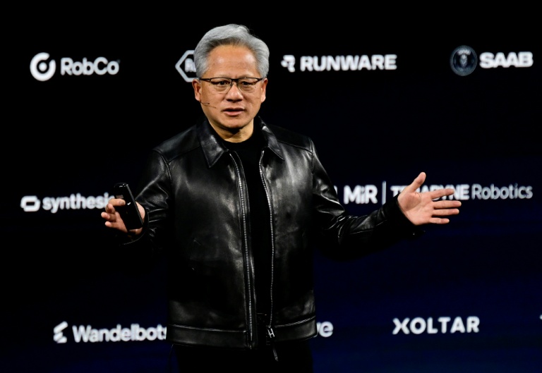Le patron de Nvidia, Jensen Huang, s'exprime lors d'un événement à Berlin sur l'intelligence artificielle, le 21 Octobre 2026