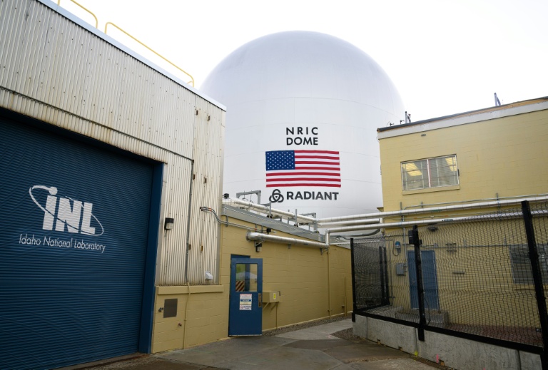 Un dôme qui abritera un réacteur nucléaire à l'Idaho National Laboratory, à l'ouest d'Idaho Falls, le 25 juin 2026 dans l'Idaho