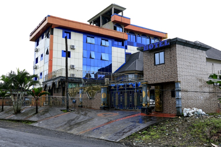 L'hôtel All Eyes On Me à Idenau, le 4 octobre 2025 au Cameroun