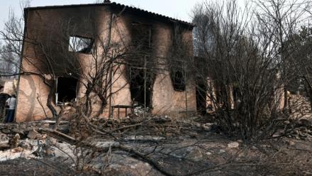 Maison brûlée à Cotignac après l'incendie dans le Var qui a parcouru 2.550 hectares dans le sud-est de la France le 22 juillet 2026