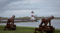 Vue du phare de la Pointe aux Canons, sur l'île française de Saint-Pierre, chef-lieu de l'archipel de Saint-Pierre-et-Miquelon, le 18 septembre 2026  