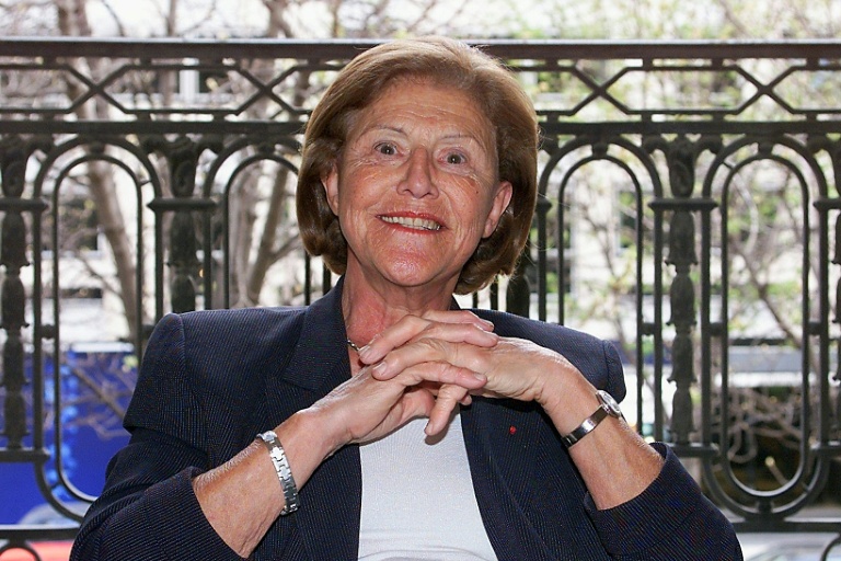 Monique Pelletier, qui fut ministre déléguée à la Condition féminine sous la présidence de Valéry Giscard d'Estaing, dans son bureau au lendemain de son entrée au Conseil Constitutionnel, le 23 mars 2020 à Paris