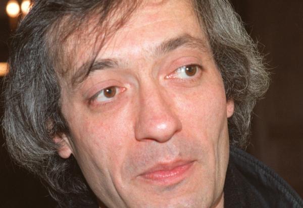 L'écrivain René Belletto le 24 novembre 1986 à Paris