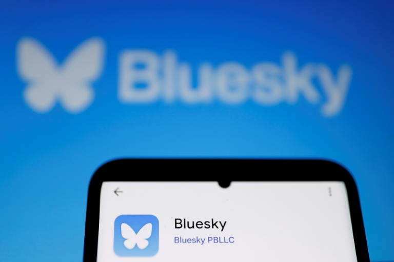 Une campagne de propagande russe a détourné des centaines de comptes Bluesky, les auteurs ayant piraté des comptes authentiques plutôt que de s'appuyer sur des faux 