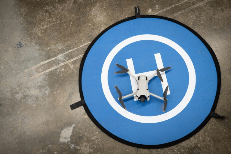 Photo d'un drone dans le cadre du bac professionnel Ciel (Cybersécurité, informatique et réseaux, électronique), au lycée Louise Weiss de Sainte-Marie-aux-mines, le 30 avril 2026
