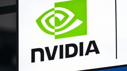 Les géants de la tech multiplient les investissements vertigineux dans l'intelligence artificielle (IA), comment est-ce possible et jusqu'à quand ?