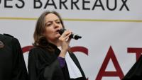 L'ancienne présidente du barreau de Paris et avocate Julie Couturier lors d'une manifestation d'avocats contre le projet de loi SURE à Paris, le 13 avril 2026