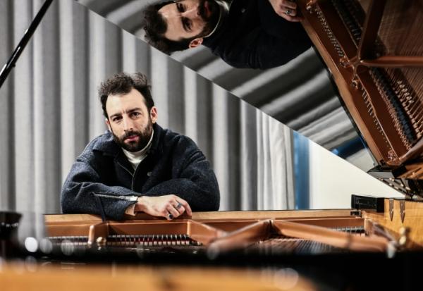 Julien Cohen le 17 novembre 2025, à Paris