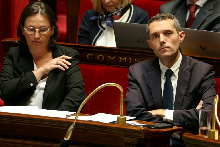 La députée LFI Murielle Lepvraud, à gauche, et le député LR Alexandre Portier à l'Assemblée nationale, à Paris, le 29 octobre 2026