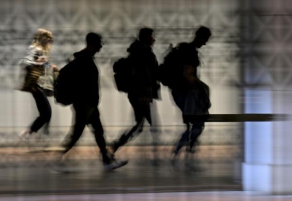 Les États-Unis ont détruit des dizaines de milliers d'emplois en février, un développement qui ravive les inquiétudes sur l'état réel de l'économie américaine dont Donald Trump vante la bonne santé