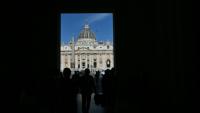 La place Saint-Pierre au Vatican le 25 mai 2026