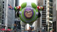 Un ballon représentant Buzz l'Eclair du film "Toy Story"