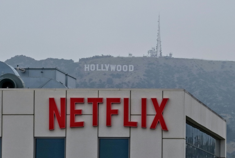 Le pionnier du streaming Netflix a publié mardi des ventes conformes aux attentes, mais revu à la baisse ses ambitions publicitaires, sur lesquelles il compte pourtant pour se relancer