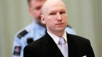 L'extrémiste de droite Anders Behring Breivik, auteur de la tuerie d'Utoya, au tribuanl de la prison de Skien, le 18 mars 2016 en Norvège