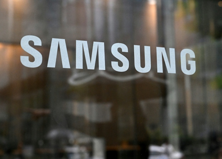 La demande mondiale de puces nécessaires à l'intelligence artificielle a provoqué un bond du résultat net de Samsung Electronics, multiplié par six au 3e trimestre, à 50 milliards d'euros