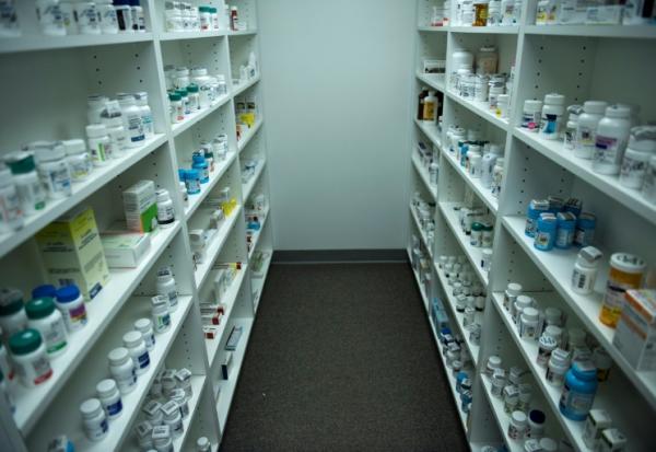Le président américain Donald Trump a annoncé une taxe de 100% sur tout médicament breveté importé à compter du 1er octobre, frappant de plein fouet le premier marché mondial du secteur