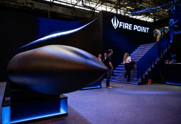 Le stand de l'ukrainien Fire Point au salon mondial de défense Eurosatory à Villepinte, au nord de Paris, le 15 juin 2026  