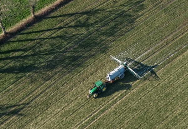 Le projet de loi d'urgence agricole aborde de nombreux thèmes et entend apporter des réponses concrètes à la colère du secteur l'hiver dernier