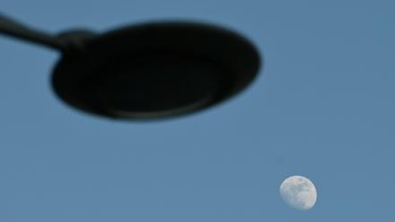 Faut-il rallumer les réverbères ?