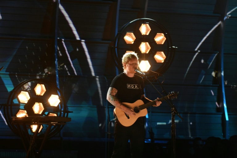 Ed Sheeran lors des Grammy Awards en 2017 à Los Angeles