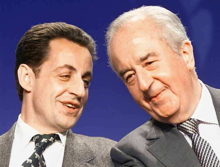 Nicolas Sarkozy et Edouard Balladur le 26 avril 1999 à Paris