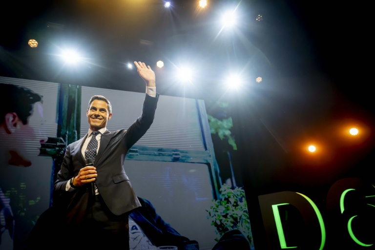 Le leader du parti D66 Rob Jetten célèbre le résultat des législatives au siège de la formation à Leiden le 29 octobre 2025