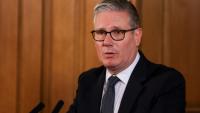 Le Premier ministre britannique Keir Starmer participe à une réunion à Downing Street, dans le centre de Londres, le 5 mai 2026