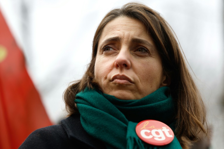 381 plans sociaux entre septembre 2023 et mai 2025, selon un nouveau décompte présenté par la numéro un de la CGT, Sophie Binet