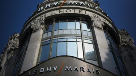 Le grand magasin parisien BHV Marais a annoncé mardi avoir demandé son placement en redressement judiciaire, une décision attribuée en partie à un différend avec son bailleur, le fonds canadien Brookfield
