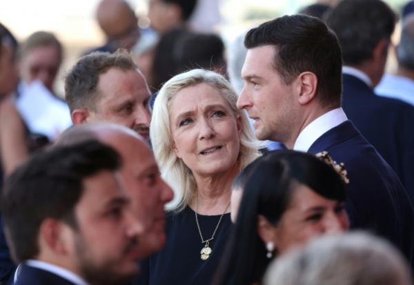 Marine Le Pen (g) et Jordan Bardella, à Nice, le 14 juillet 2026