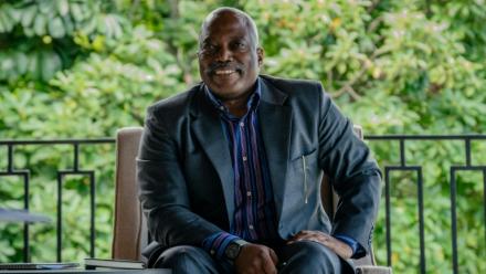 L'ex-président de la République démocratique du Congo (RDC), Joseph Kabila, participe à une rencontre avec des responsables de différentes confessions religieuses dans l'une de ses résidences à Goma, le 29 mai 2025
