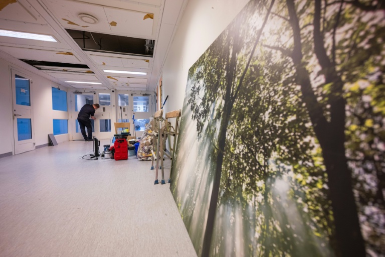 Le directeur Gabriel Wessman, lors de la visite du centre pénitentiaire de Rosersberg, le 4 mars 2026 en Suède