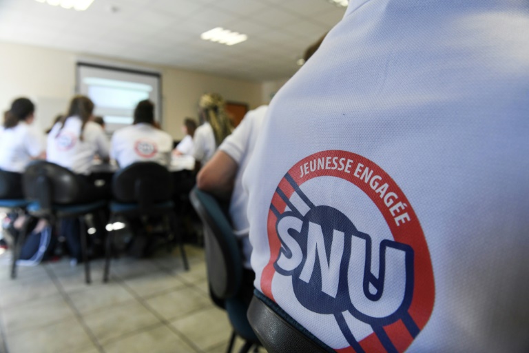 Des jeunes du Service National Universel (SNU) à la base aérienne 116 de Luxeuil-Saint Sauveur, le 24 juin 2019 en Haute-Saône