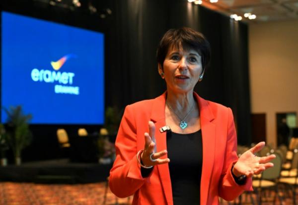 La présidente du groupe minier français Eramet le 3 juillet 2024 lors de l'inauguration du site de lithium Centenario en Argentine
