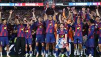 Les joueurs du FC Barcelone remportent leur 29e titre en Liga, après leur victoire dans le Clasico contre le Real Madrid, le 10 mai 2026 au Camp Nou