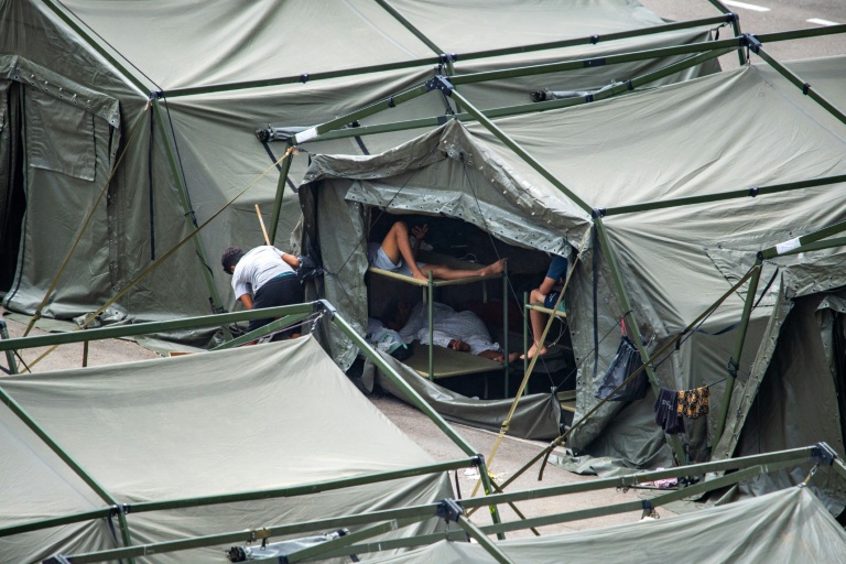 Des abris temporaires pour migrants installés à Ceuta, le 27 août 2026 